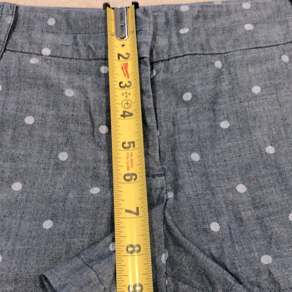 J. CREW LOW RISE SHORTS BLUE WITH WHITE POLKA DOTS SIZE 4